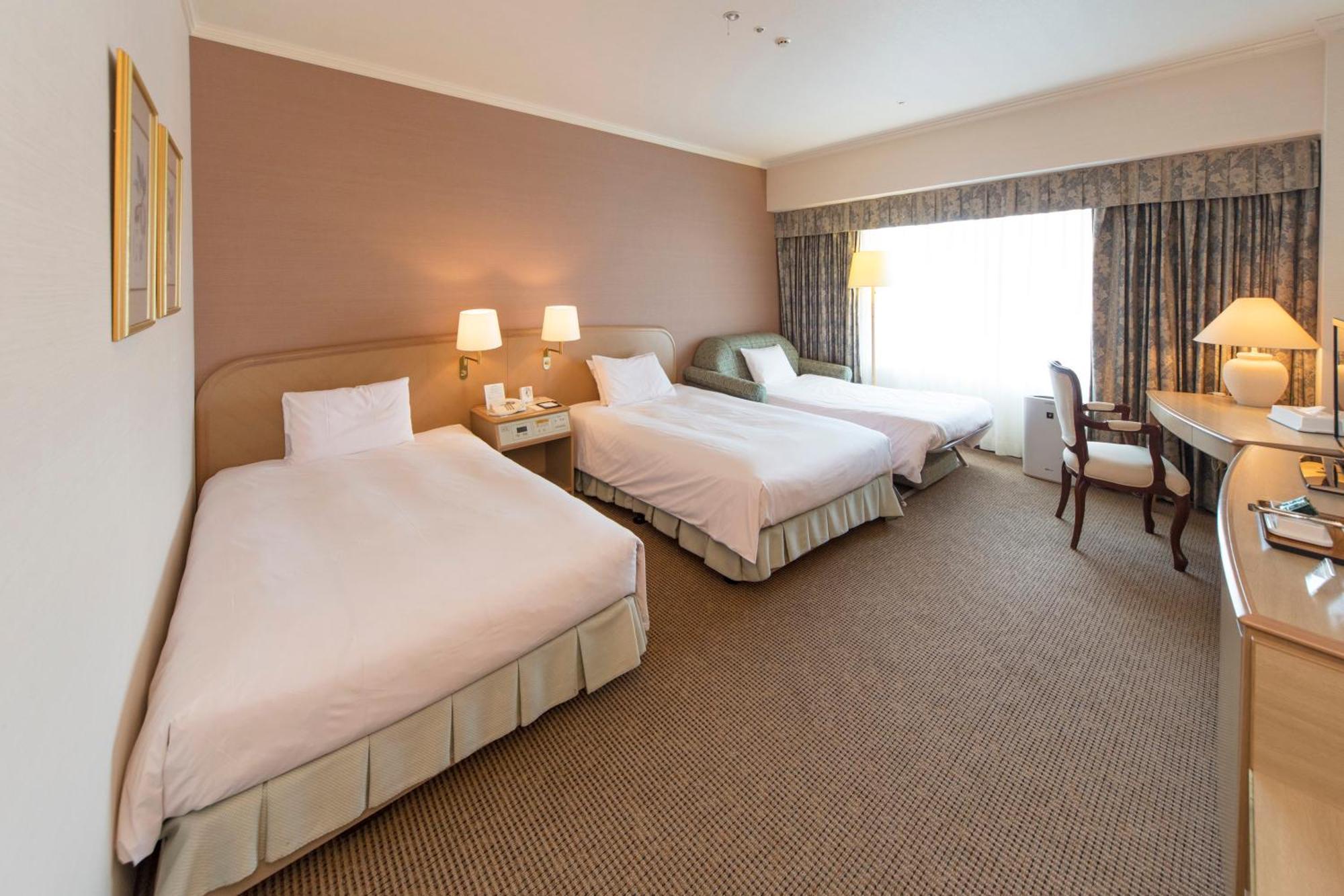 Kobe Seishin Oriental Hotel Exterior foto