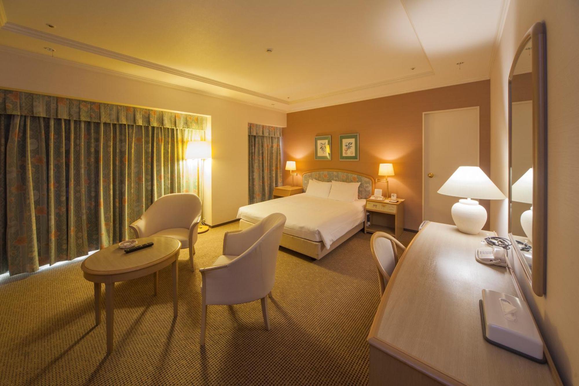 Kobe Seishin Oriental Hotel Exterior foto